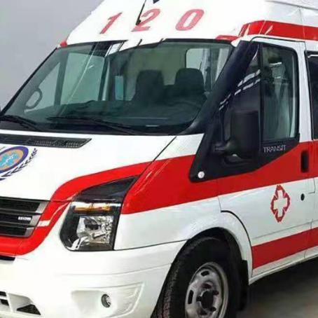 龙南非急救护送病人转院租赁救护车的优缺点对比